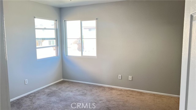 Detail Gallery Image 29 of 33 For 7575 Lime, Fontana,  CA 92336 - 5 Beds | 3 Baths