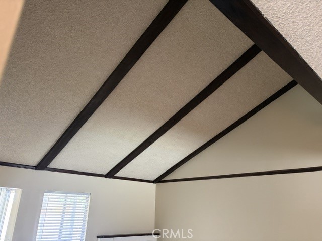 https://media.crmls.org/medias/c11091f8-b5e3-4fe1-ab9b-a8741136bdc6.jpg?preset=X-Large