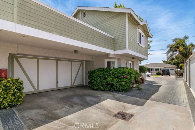 2421 Hill Lane, Redondo Beach, California 90278, 3 Bedrooms Bedrooms, ,2 BathroomsBathrooms,Residential,Sold,Hill,SB22161508