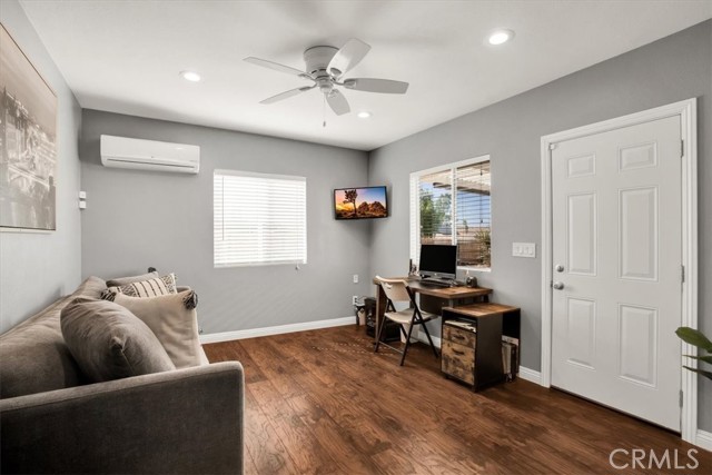 Detail Gallery Image 16 of 57 For 58943 Natoma Trl, Yucca Valley,  CA 92284 - 4 Beds | 2 Baths