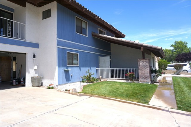 Detail Gallery Image 29 of 32 For 13510 Hidden Valley Rd, Victorville,  CA 92395 - 3 Beds | 3 Baths