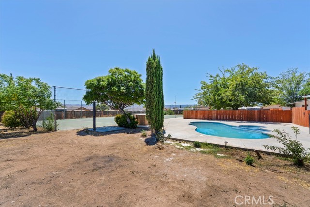 Detail Gallery Image 35 of 60 For 8263 3rd, Hesperia,  CA 92345 - 6 Beds | 3 Baths