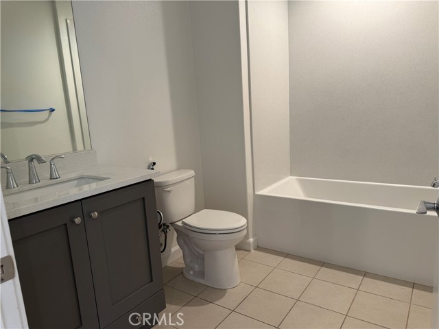 209 Follyhatch, Irvine CA: https://media.crmls.org/medias/c115a46a-8bc7-41b0-93dd-7596b8d1b4d8.jpg