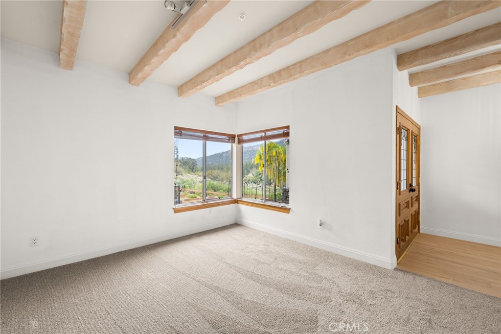 MLS #CV25120554 image #9