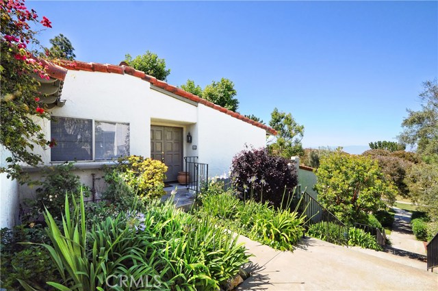 21 Sycamore Lane, Rolling Hills Estates, California 90274, 2 Bedrooms Bedrooms, ,2 BathroomsBathrooms,Residential,Sold,Sycamore,PV19137053