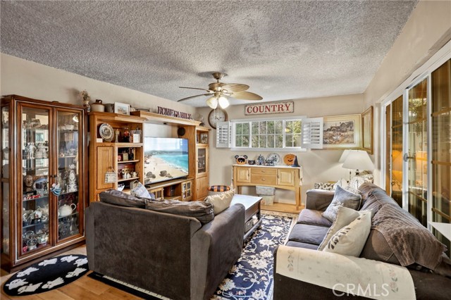 Detail Gallery Image 6 of 30 For 2334 Highbury, Los Angeles,  CA 90032 - 3 Beds | 2 Baths