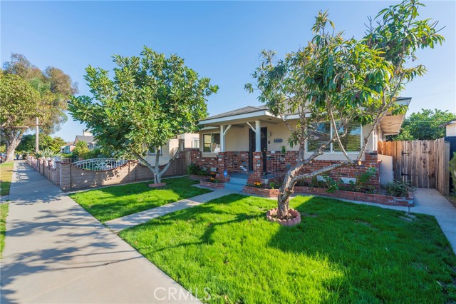 1450 Poppy Street, Long Beach, California 90805, 3 Bedrooms Bedrooms, ,3 BathroomsBathrooms,Single Family Residence,For Sale,Poppy,OC24206611