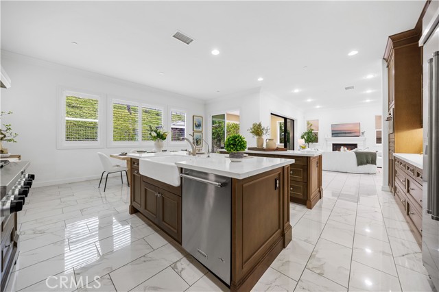 Detail Gallery Image 7 of 62 For 30 Swift, Lake Forest,  CA 92630 - 5 Beds | 4/1 Baths
