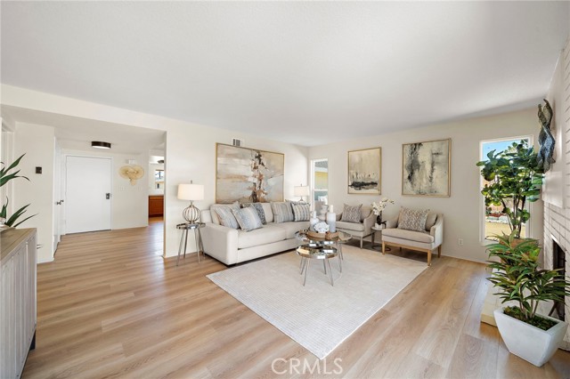 Detail Gallery Image 3 of 38 For 9181 El Cortez Ave, Fountain Valley,  CA 92708 - 3 Beds | 2 Baths