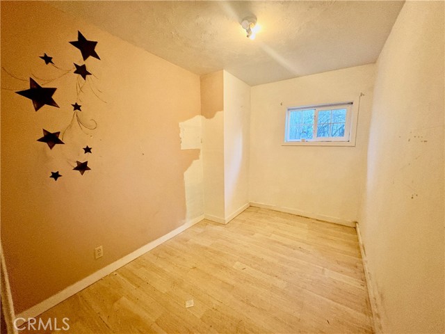 Detail Gallery Image 9 of 15 For 216 College Ave, Weed,  CA 96094 - 2 Beds | 1 Baths