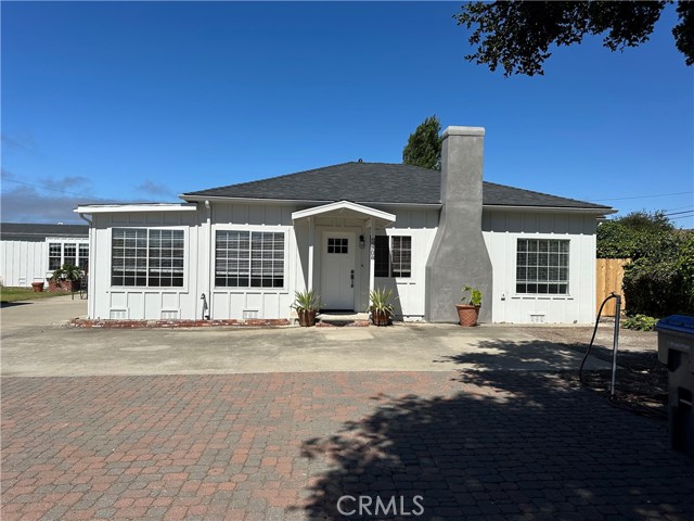 1970 Quintana Road, Morro Bay CA: https://media.crmls.org/medias/c119dc34-55dc-46ed-b7ae-40750a5fdc2a.jpg