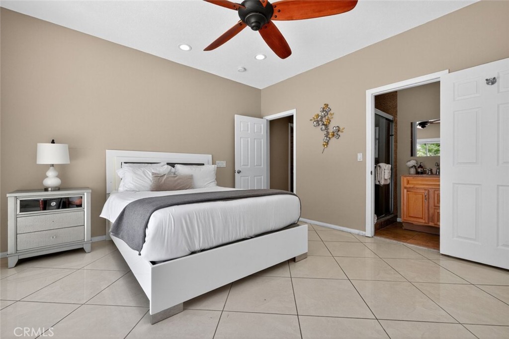 MLS #SR25276958 image #17