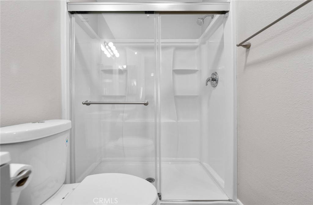 https://media.crmls.org/medias/c119f595-9078-47f7-858a-01292e6a0e9e.jpg?preset=X-Large