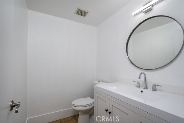 11263 Knott Avenue, Cypress CA: https://media.crmls.org/medias/c11a00d8-3be8-4aaf-92af-655273969434.jpg
