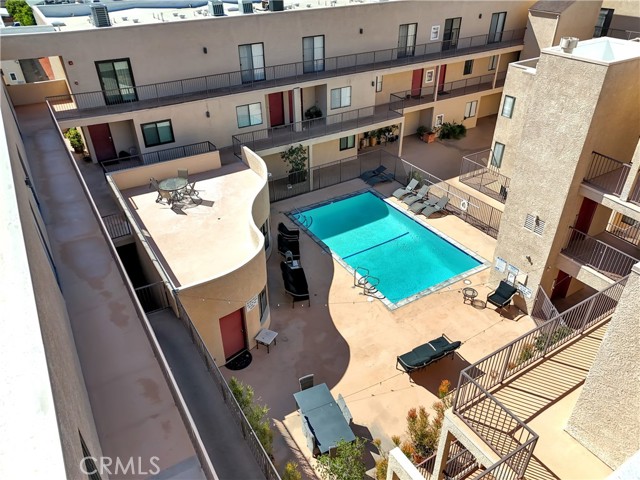 Detail Gallery Image 42 of 50 For 21040 Parthenia #25,  Canoga Park,  CA 91304 - 2 Beds | 2/1 Baths