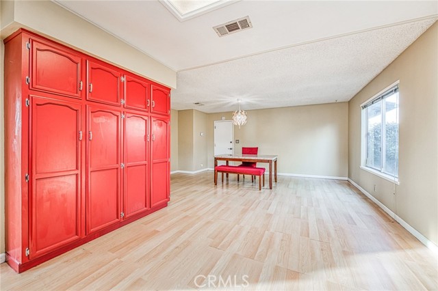 Detail Gallery Image 15 of 46 For 562 Sunset, Merced,  CA 95340 - 4 Beds | 2 Baths