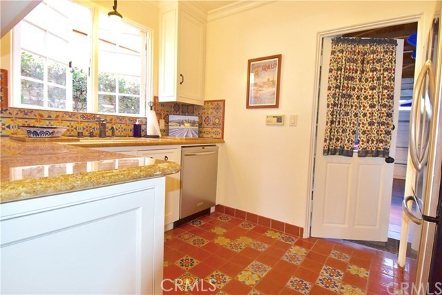 Designer Tiles, Direct Access To Garage