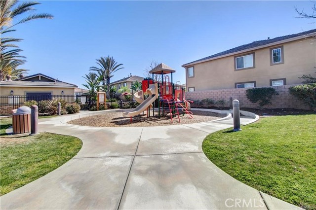543 Garden Avenue, Pomona CA: https://media.crmls.org/medias/c11c7b0e-2ba2-4e29-be48-44cbbc4d1817.jpg