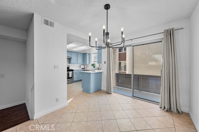 Detail Gallery Image 7 of 38 For 22539 Figueroa St #502,  Carson,  CA 90745 - 2 Beds | 2/1 Baths