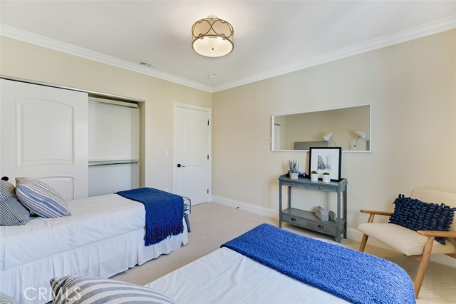 415 California Street, Arcadia CA: https://media.crmls.org/medias/c11e17f8-0f5a-4a9a-91ee-eb38bf1d285c.jpg