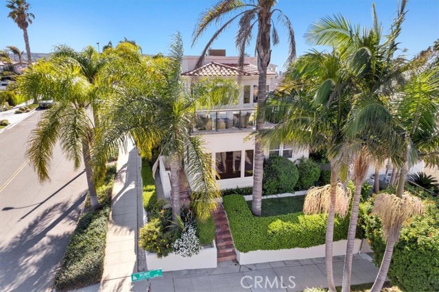 618 ruby, Redondo Beach, California 90277, 4 Bedrooms Bedrooms, ,3 BathroomsBathrooms,Residential,Sold,ruby,SB22013009
