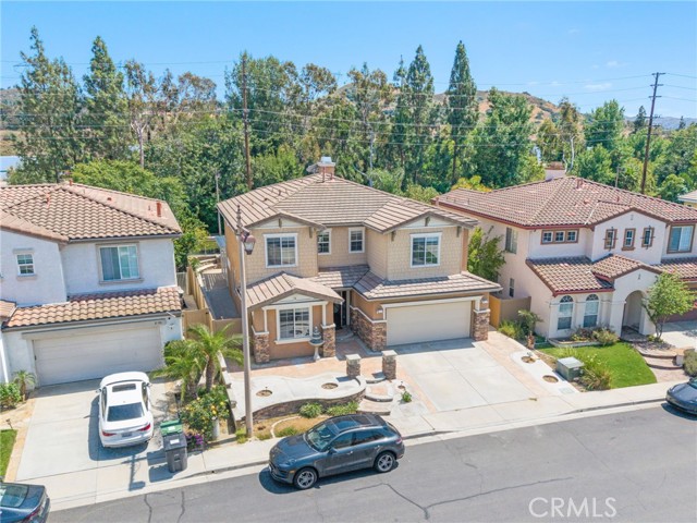 8180 E Brookdale Lane, Anaheim Hills CA: https://media.crmls.org/medias/c11e58e4-8cca-41be-a5d5-6af92417f4c0.jpg