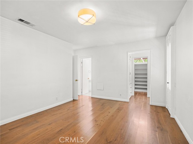 5405 Black Oak Drive, Los Angeles CA: https://media.crmls.org/medias/c11f0e59-1776-44a7-9f01-cc4a2be58ea6.jpg