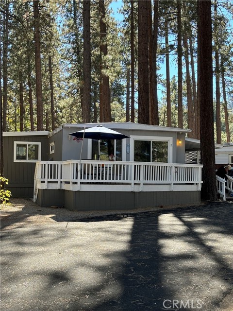 Detail Gallery Image 1 of 12 For 41150 Lahontan Dr #F-7,  Big Bear Lake,  CA 92315 - 2 Beds | 1/1 Baths