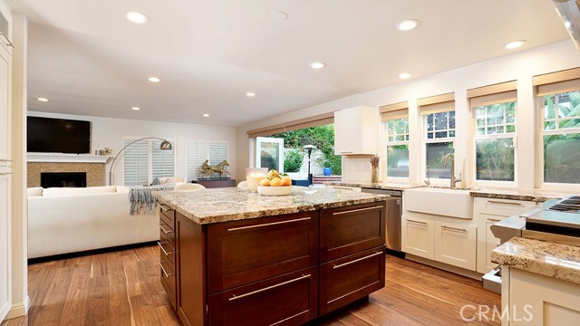 31962 Via Montura, San Juan Capistrano CA: https://media.crmls.org/medias/c11fd0dc-884b-4ca2-88e9-499777f8a73e.jpg