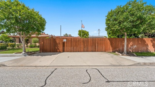 Detail Gallery Image 28 of 42 For 27196 10th Street, Highland,  CA 92346 - 3 Beds | 2 Baths