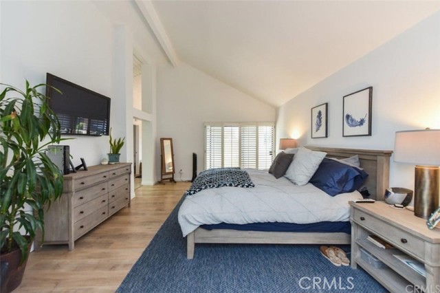 17 Elderberry, Irvine CA: https://media.crmls.org/medias/c12133c0-1c01-40d0-9343-25f56d8116f3.jpg