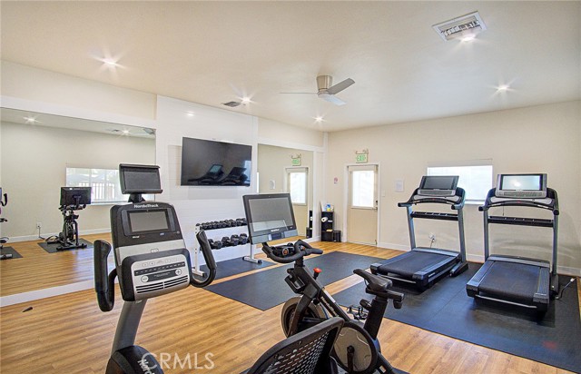 19127 PIONEER Boulevard, Artesia CA: https://media.crmls.org/medias/c1215876-e4bd-4746-a4af-9753d3fd62bf.jpg