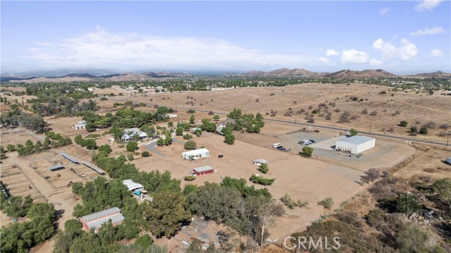 Detail Gallery Image 33 of 39 For 16965 Hidden Valley Rd, Perris,  CA 92570 - 4 Beds | 2/1 Baths