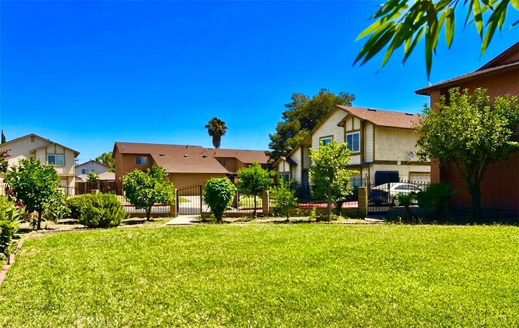 126 Lassen Place #D