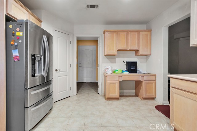 Detail Gallery Image 16 of 53 For 13935 Rincon Rd, Apple Valley,  CA 92307 - 4 Beds | 2/1 Baths