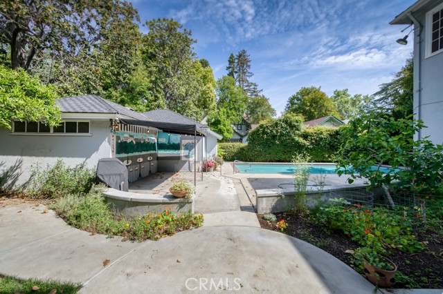 Detail Gallery Image 45 of 61 For 605 E Home Ave, Fresno,  CA 93728 - 5 Beds | 4/1 Baths