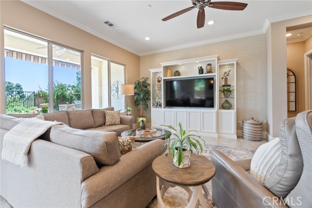 14 Garza, Rancho Mission Viejo CA: https://media.crmls.org/medias/c1235e81-070e-40d8-a7ea-05a36f8c56b9.jpg