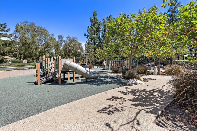 Detail Gallery Image 35 of 51 For 82 Rosenblum, Irvine,  CA 92602 - 3 Beds | 2/1 Baths