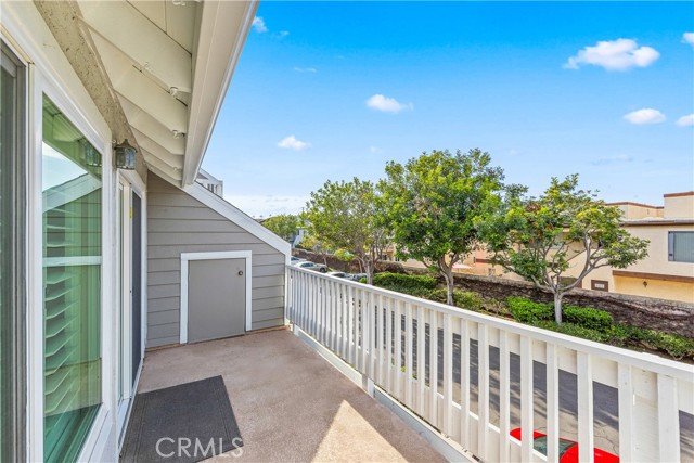 Detail Gallery Image 27 of 41 For 4682 Warner Ave #A204,  Huntington Beach,  CA 92649 - 2 Beds | 2 Baths