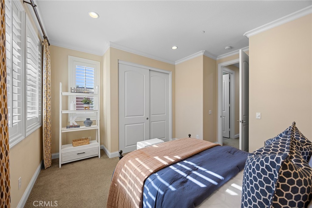 MLS #OC25274219 image #27