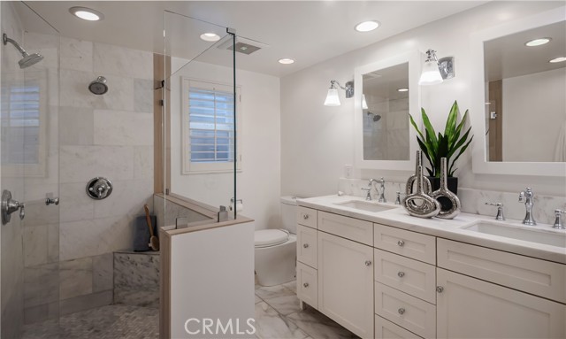 3211 Valley Drive, Manhattan Beach, California 90266, 3 Bedrooms Bedrooms, ,2 BathroomsBathrooms,Residential,Sold,Valley,SB21230612