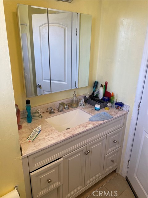 2113 Princeton Street, Delano CA: https://media.crmls.org/medias/c125b2c4-0ab8-4df3-a0a6-4ed645a91d5e.jpg