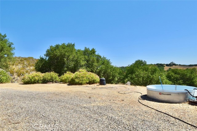 53292 Smith Road, Bradley CA: https://media.crmls.org/medias/c125eaaf-8a8f-4a4b-a232-d233ae44e846.jpg
