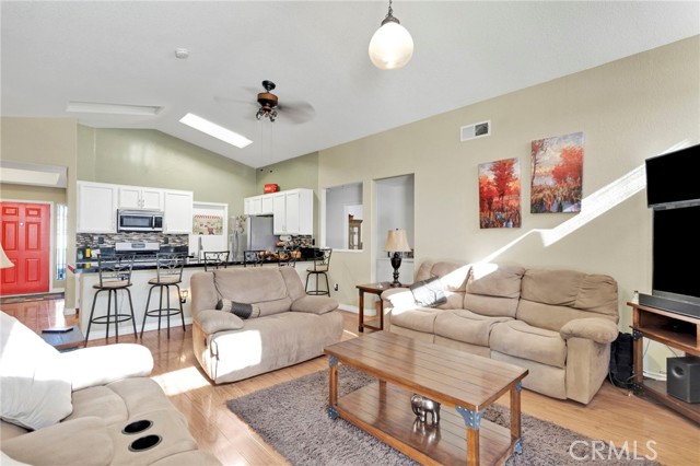 Detail Gallery Image 22 of 48 For 14405 Cedar, Hesperia,  CA 92344 - 4 Beds | 2 Baths