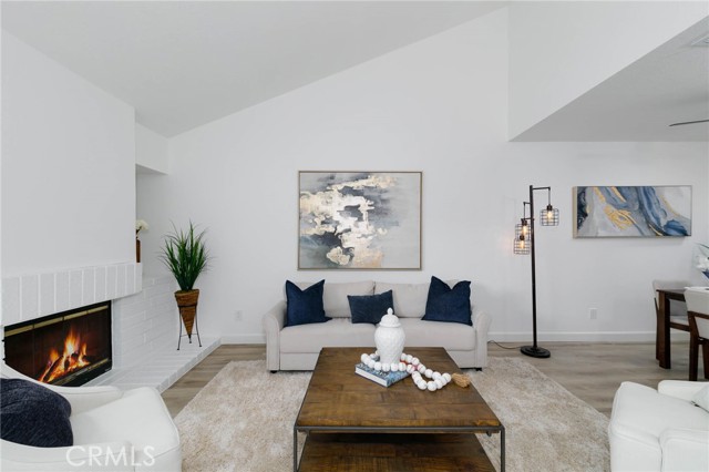 1327 Solera Lane, Diamond Bar CA: https://media.crmls.org/medias/c1261c67-eca2-4558-87b7-e9642b9d0bfd.jpg