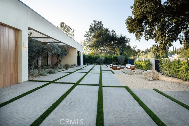 Detail Gallery Image 6 of 36 For 23340 Collins, Woodland Hills,  CA 91367 - 4 Beds | 4/1 Baths