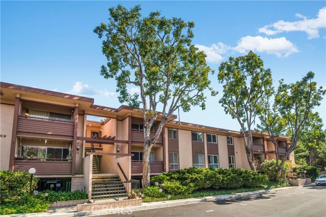 Detail Gallery Image 2 of 24 For 5937 Armaga Spring Rd #O,  Rancho Palos Verdes,  CA 90275 - 2 Beds | 2 Baths