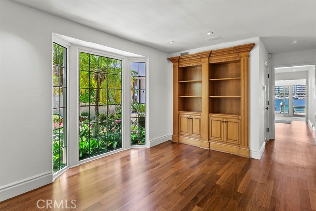 Detail Gallery Image 19 of 59 For 500 via Lido Nord, Newport Beach,  CA 92663 - 5 Beds | 4 Baths