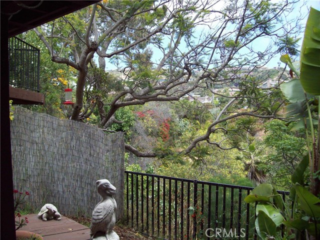 243 Avenida Madrid, San Clemente CA: https://media.crmls.org/medias/c12b3645-2d07-4a5b-a0f7-ed74836abdfe.jpg