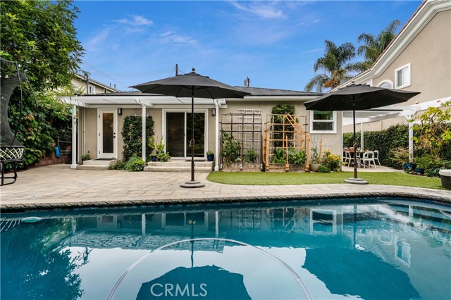 2002 Curtis Avenue, Redondo Beach, California 90278, 3 Bedrooms Bedrooms, ,2 BathroomsBathrooms,Residential,Sold,Curtis,SB21211881